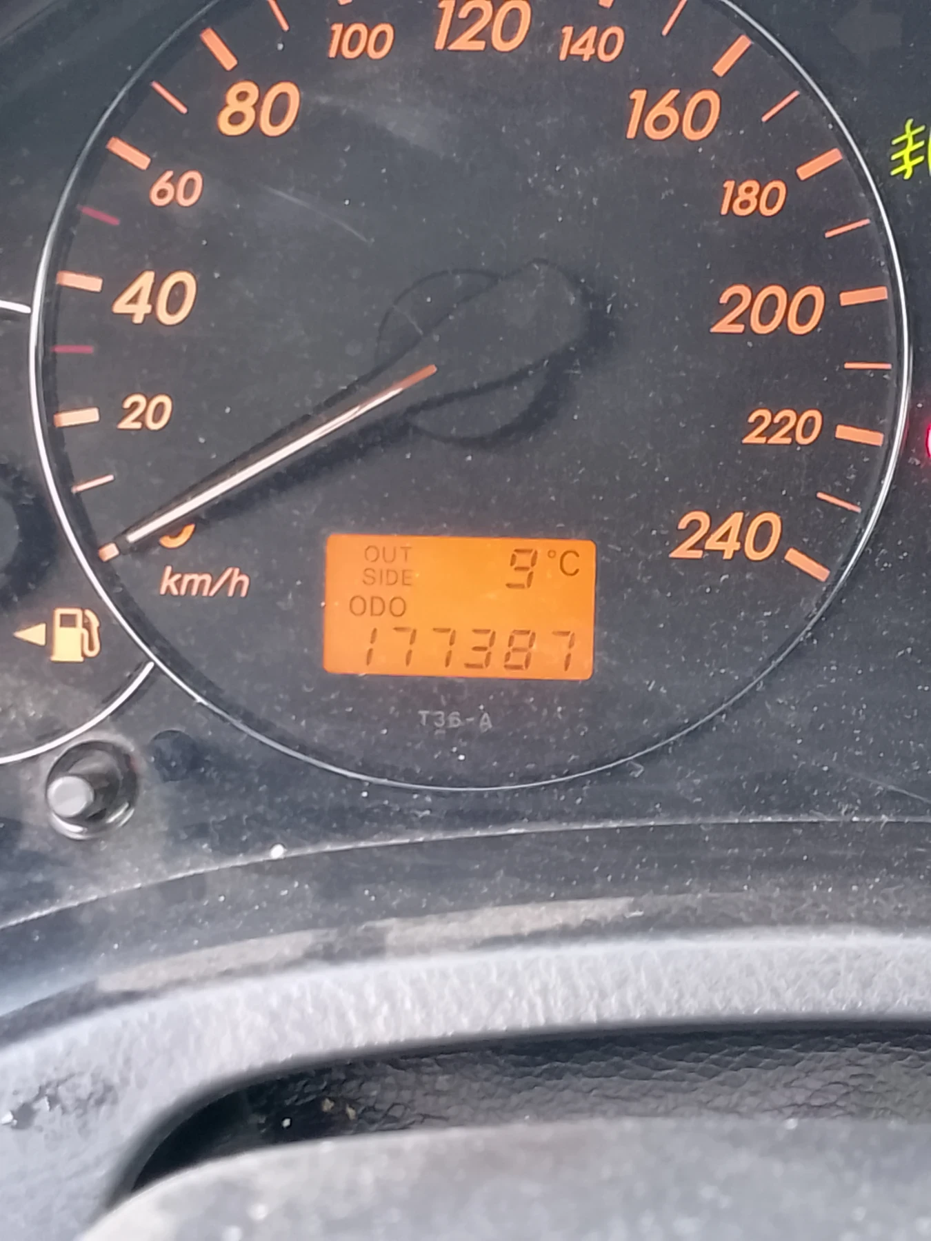 Toyota Avensis  - изображение 10