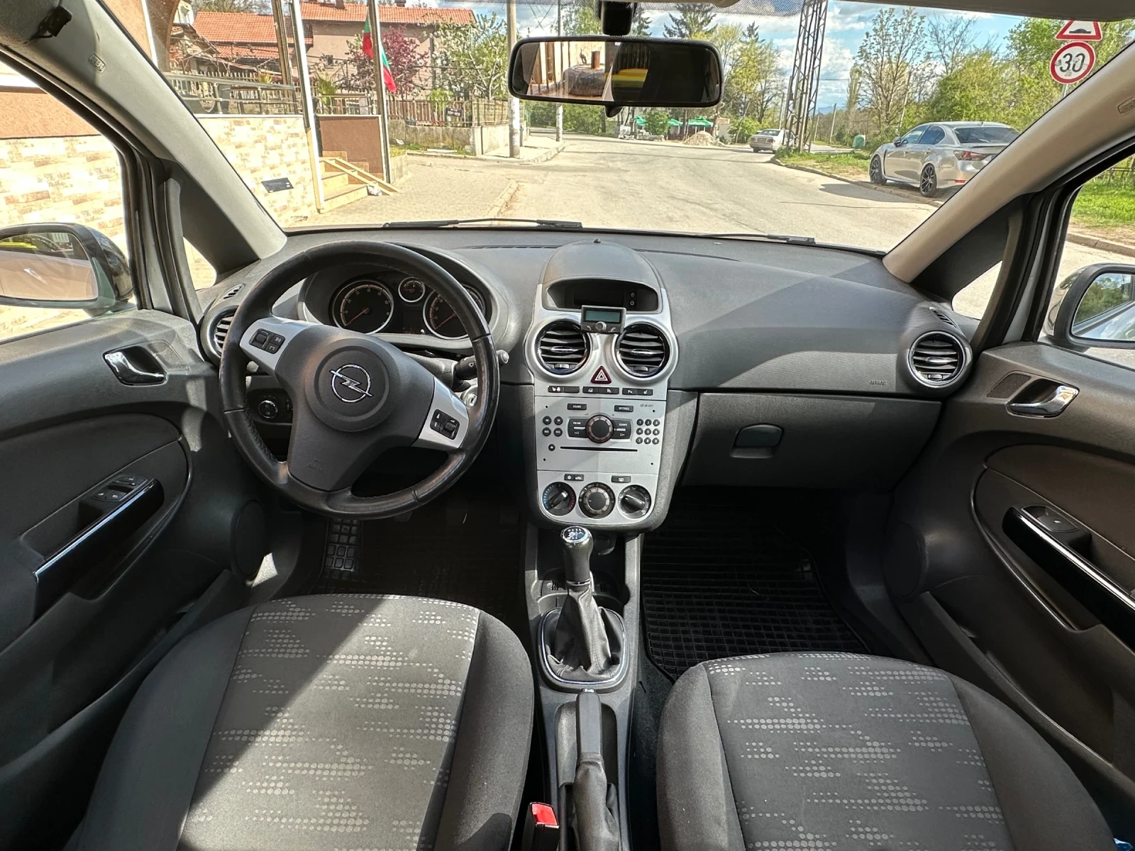 Opel Corsa D 1.2 OPC line  - изображение 7