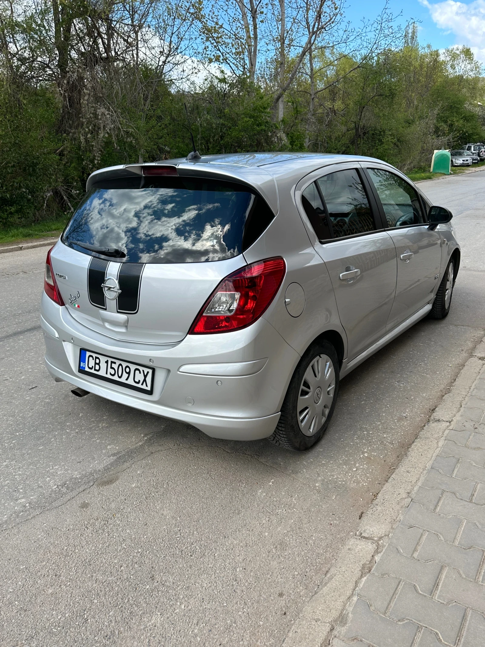 Opel Corsa D 1.2 OPC line  - изображение 4