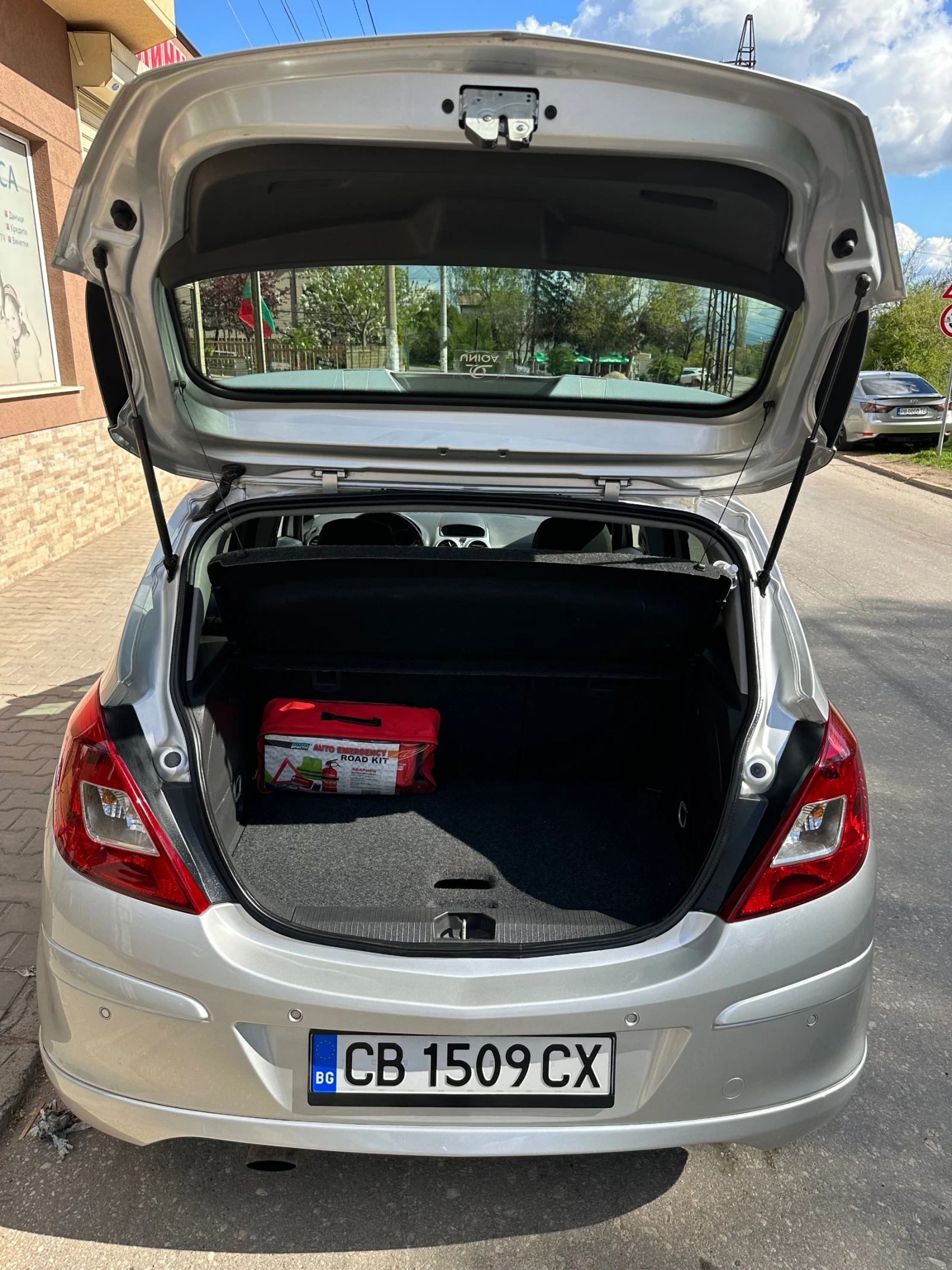 Opel Corsa D 1.2 OPC line  - изображение 6