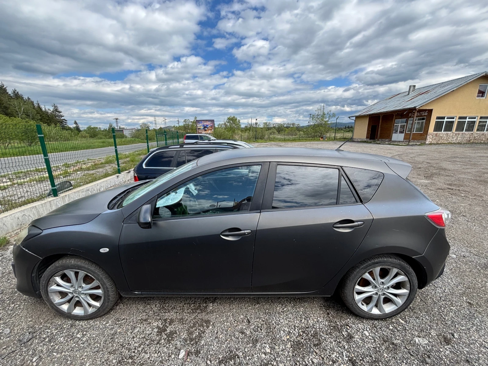 Mazda 3  - изображение 8