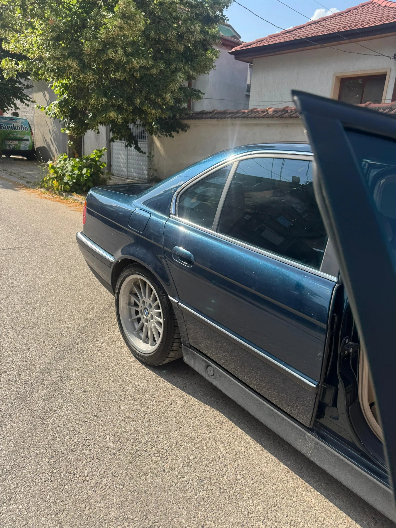 BMW 730 730 iL V8 - изображение 9