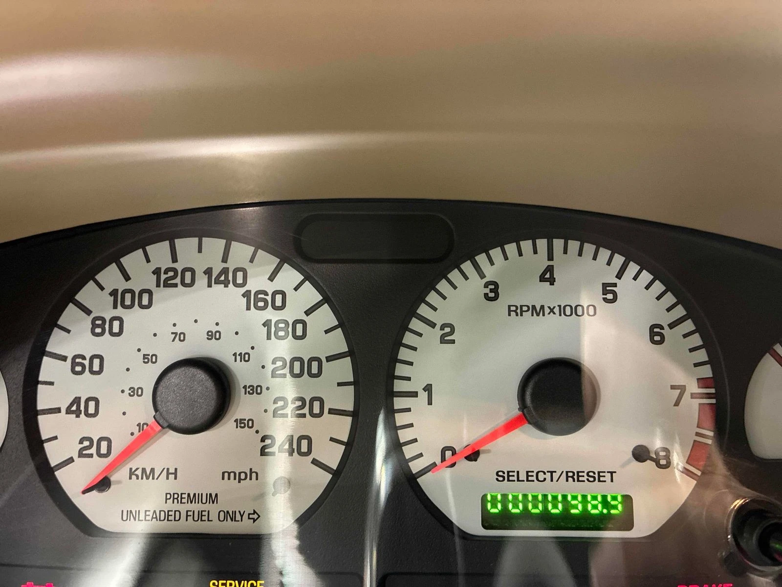 Ford Mustang 99km! showroom cond. CARFAX    | Mobile.bg   11