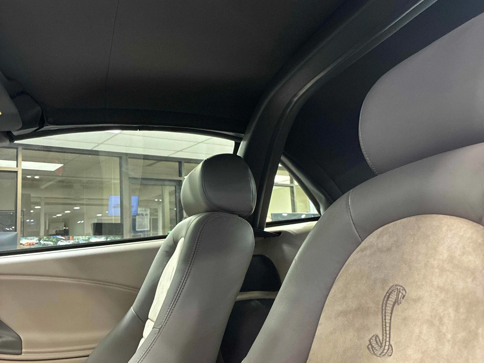 Ford Mustang 99km! showroom cond. CARFAX    | Mobile.bg   14