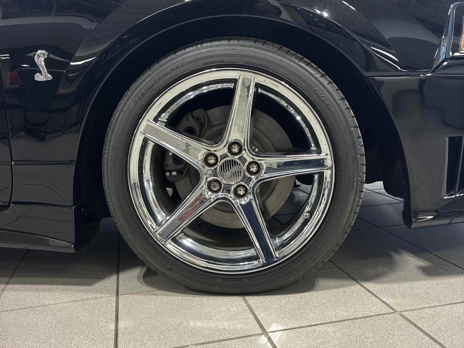 Ford Mustang 99km! showroom cond. CARFAX    | Mobile.bg   16