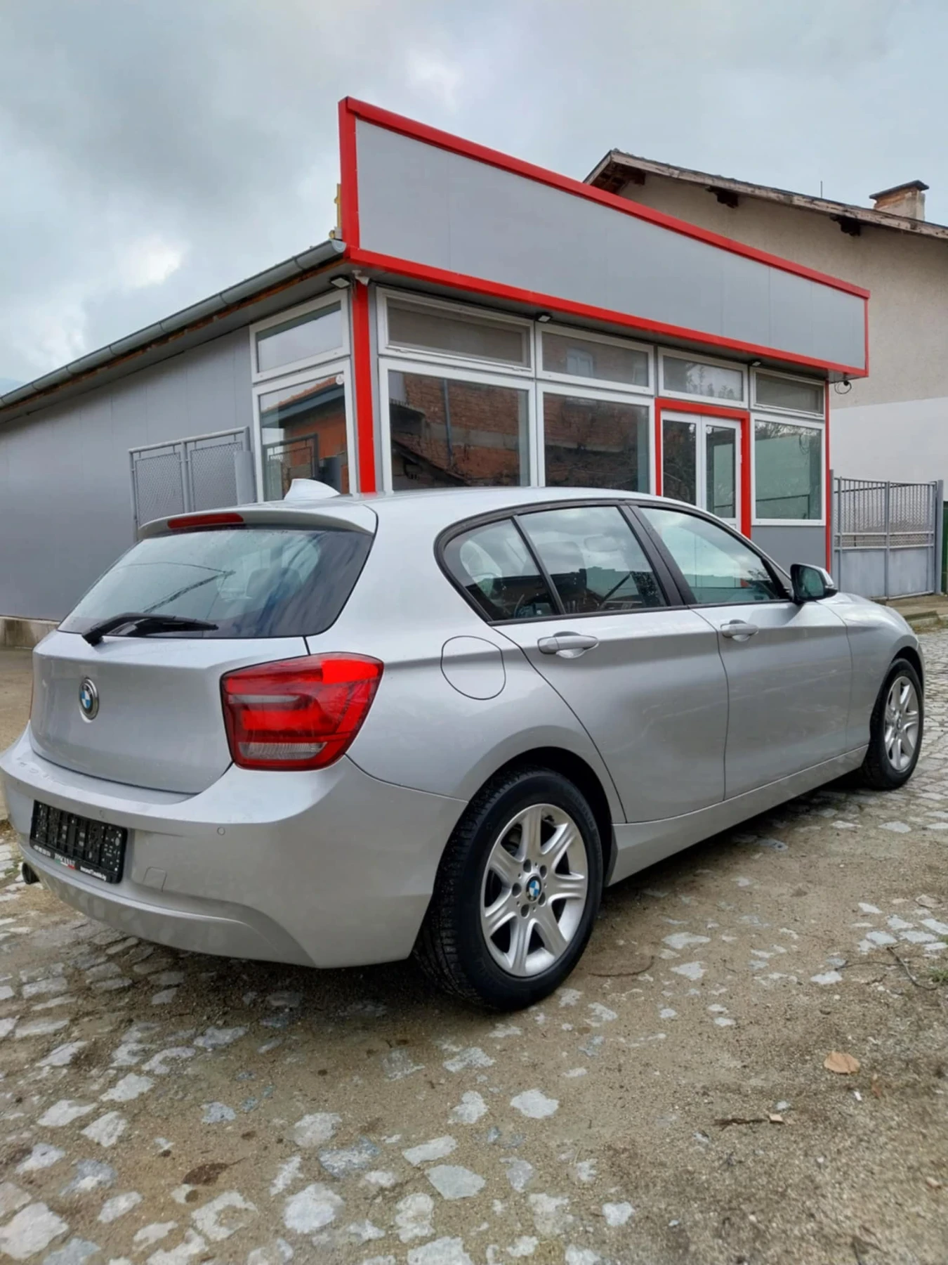 BMW 116 F20 - изображение 3