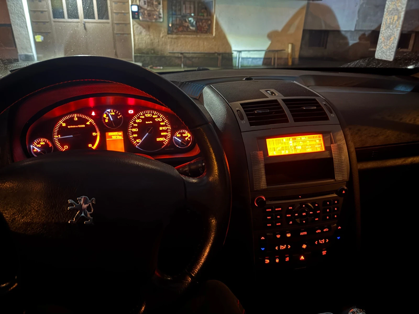 Peugeot 407 КОМБИ SW, снимка 17 - Автомобили и джипове - 53758977