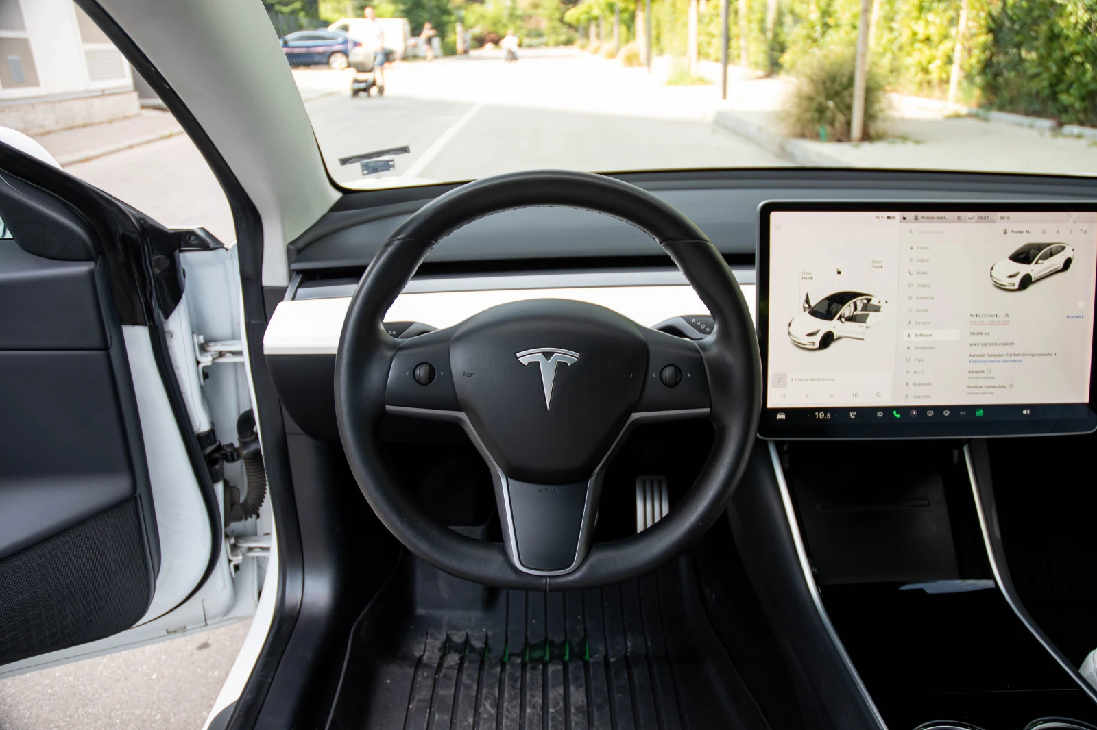 Tesla Model 3 Performance | Mobile.bg � ����������� 12