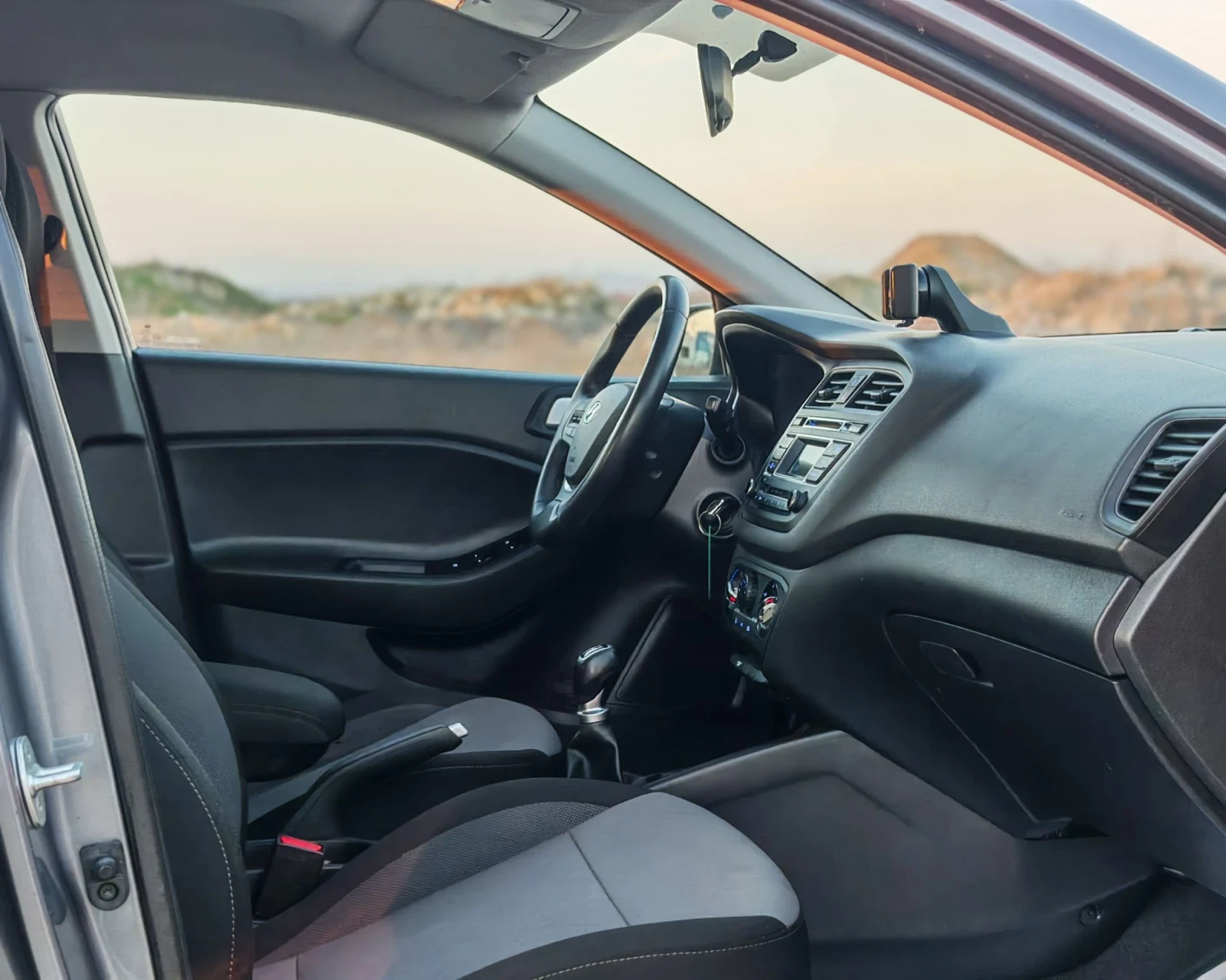 Hyundai I20 1.2 84 �.� ������ ���! 162 000 ��!  | Mobile.bg � ����������� 10