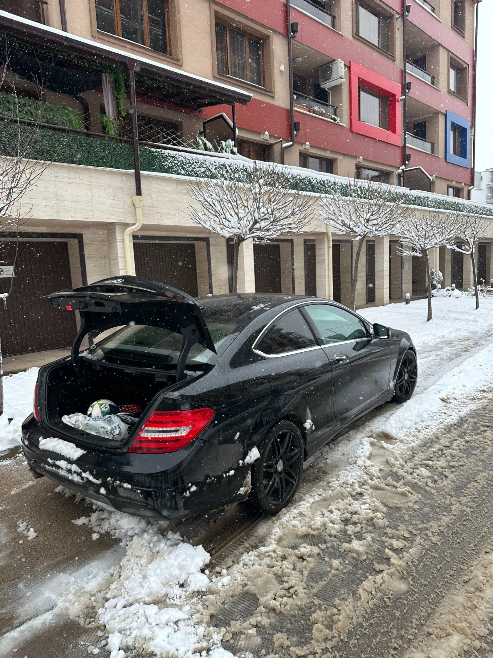 Mercedes-Benz C 250, снимка 5 - Автомобили и джипове - 53715617