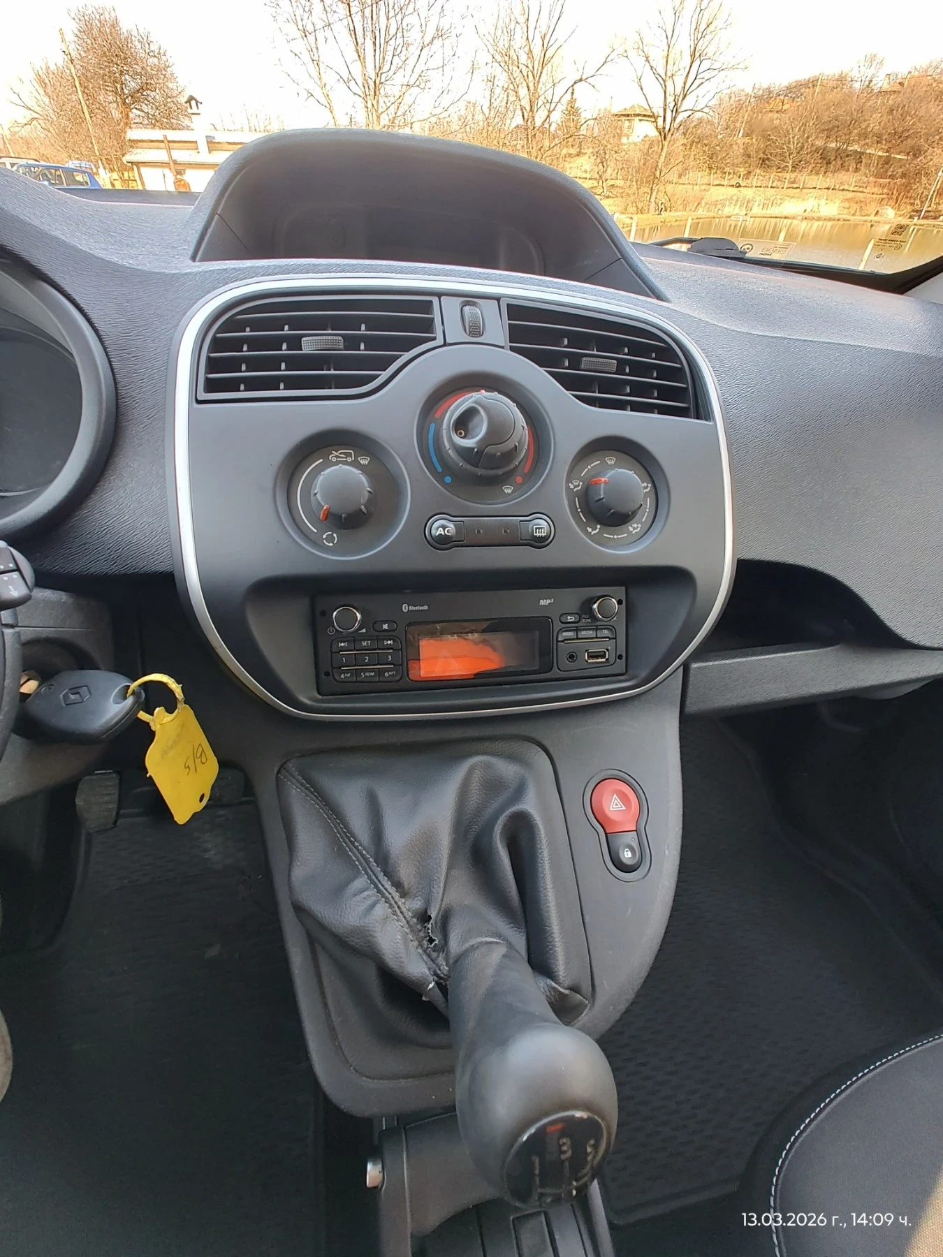 Renault Kangoo 1.5DCI, снимка 12 - Автомобили и джипове - 53894400