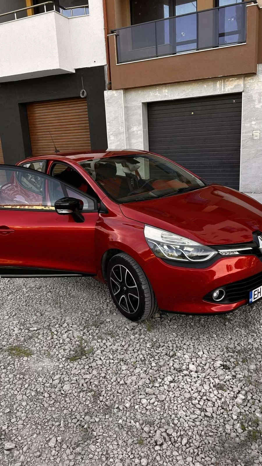 Renault Clio 1.5- 90 кс , снимка 2 - Автомобили и джипове - 55249123