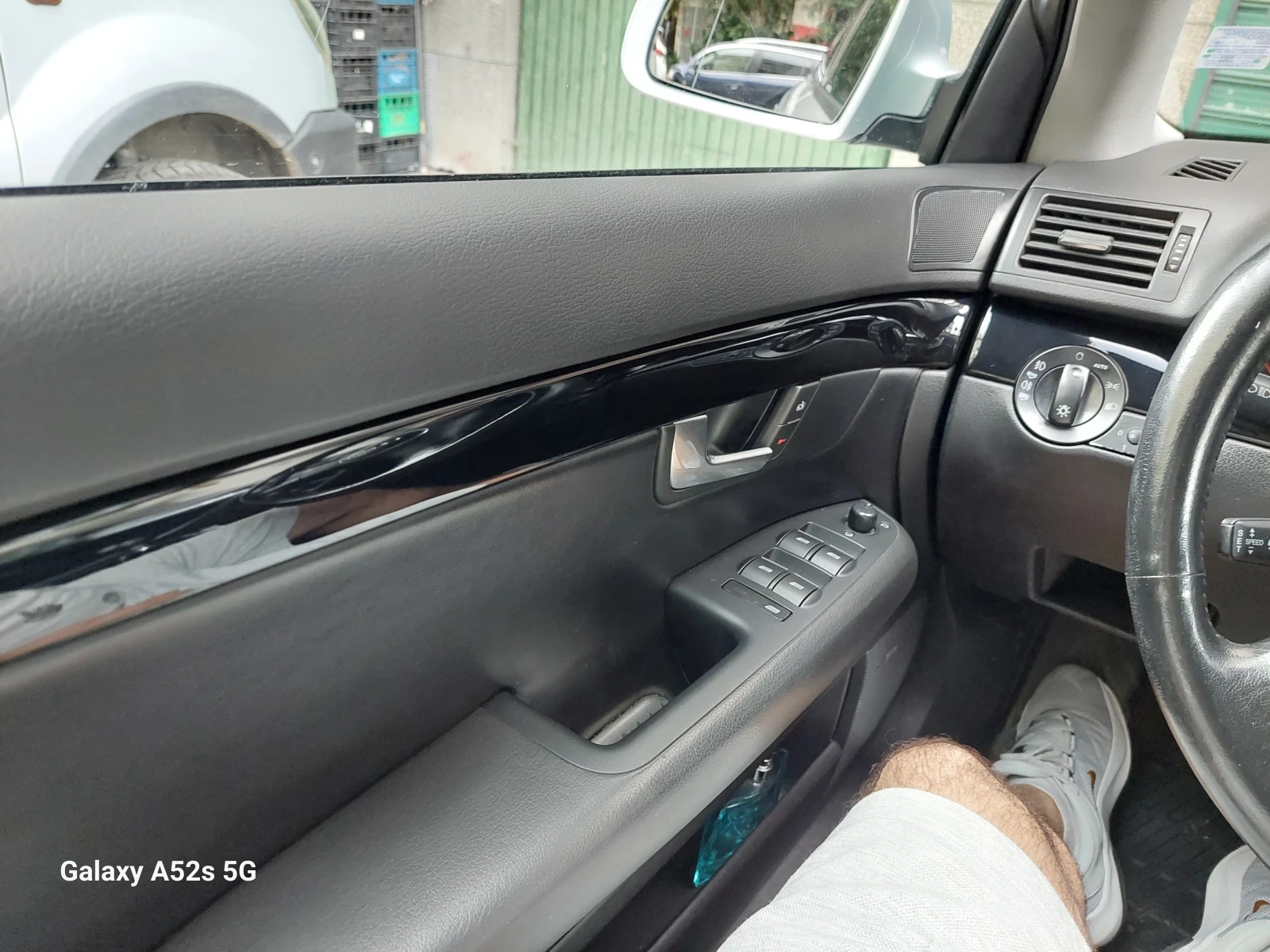 Audi A4 1.9 TDI Quattro, снимка 12 - Автомобили и джипове - 54905192