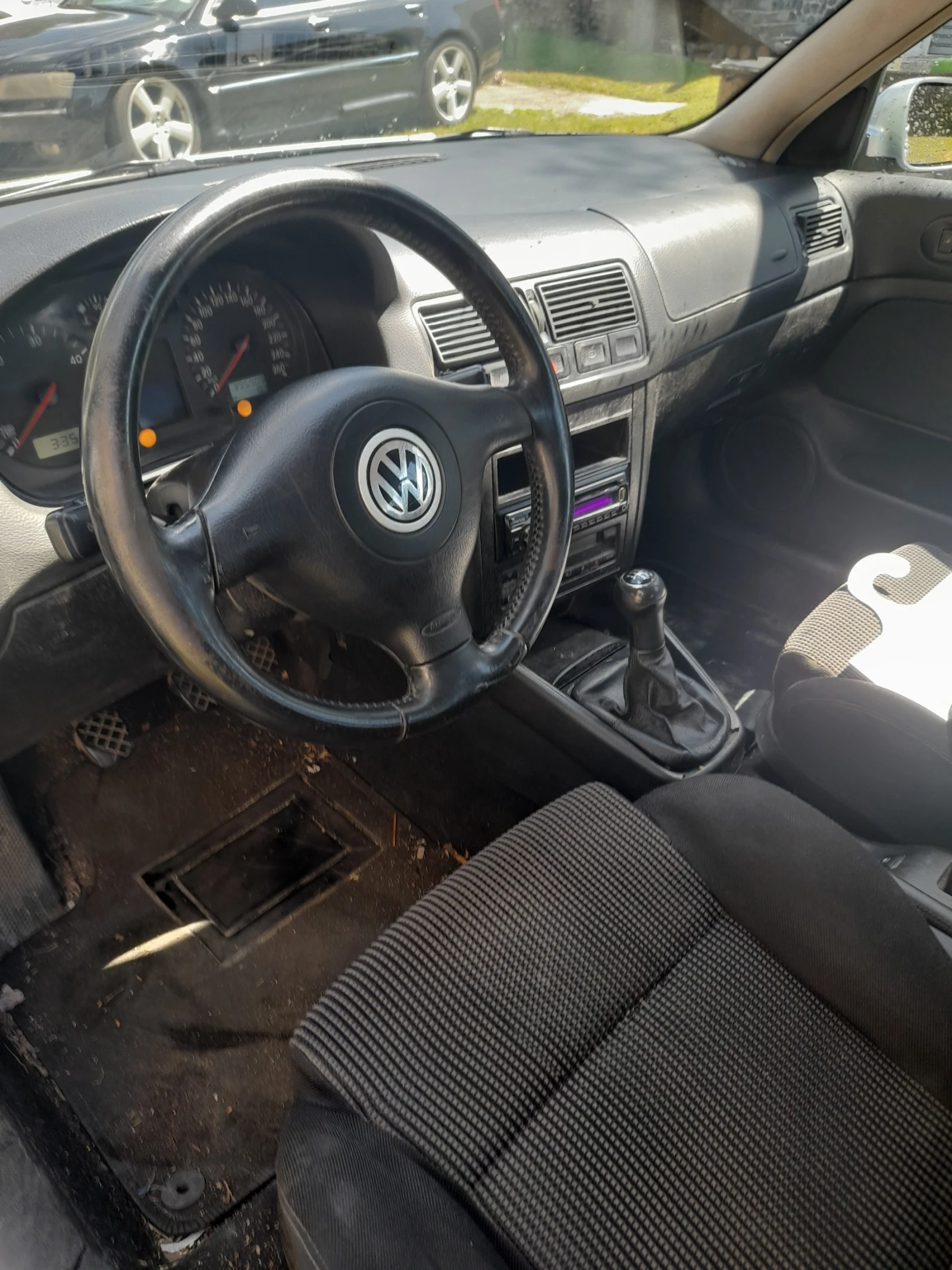 VW Golf НОВ ВНОС 1.9 TDI КОМБИ 116к.с. 6 СКОРОСТИ, снимка 14 - Автомобили и джипове - 55141886