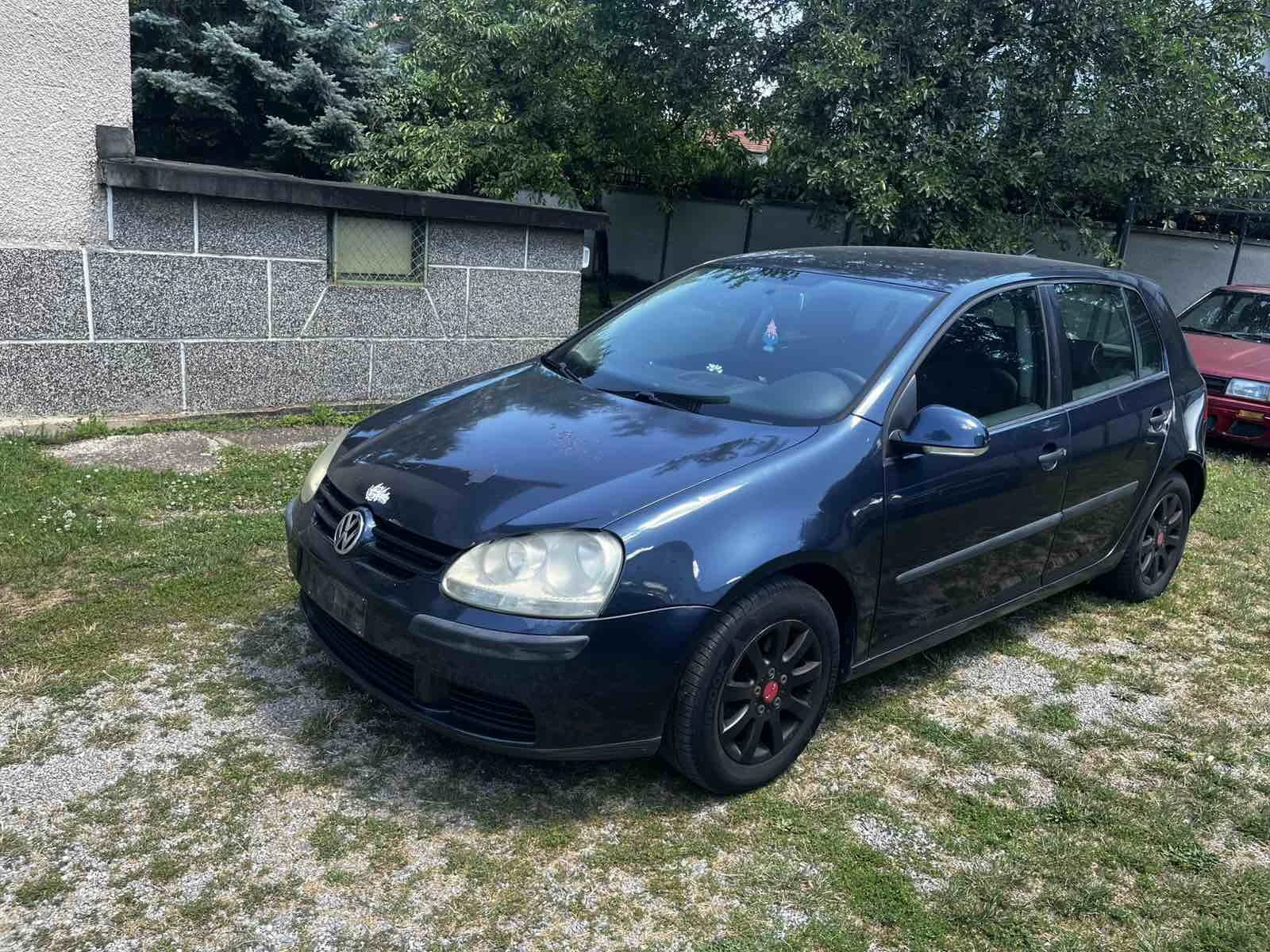 VW Golf GOLF 5* 1700 ЕВРО 1.6i 106к.с. НОВ ВНОС, снимка 4 - Автомобили и джипове - 55141886