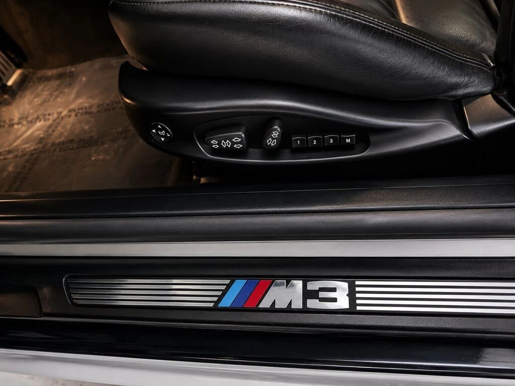 BMW M3 Convertible RWD , снимка 15 - Автомобили и джипове - 55188331