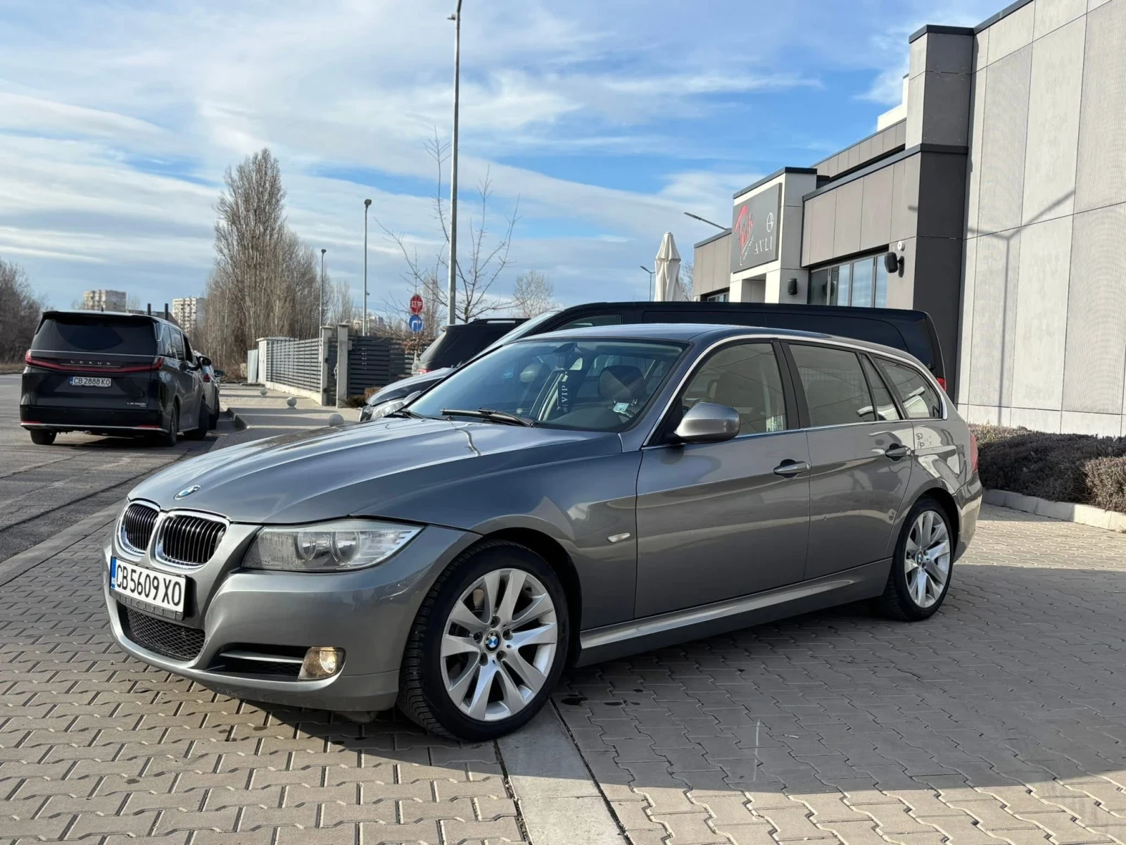 BMW 318 318d, снимка 9 - Автомобили и джипове - 55238845