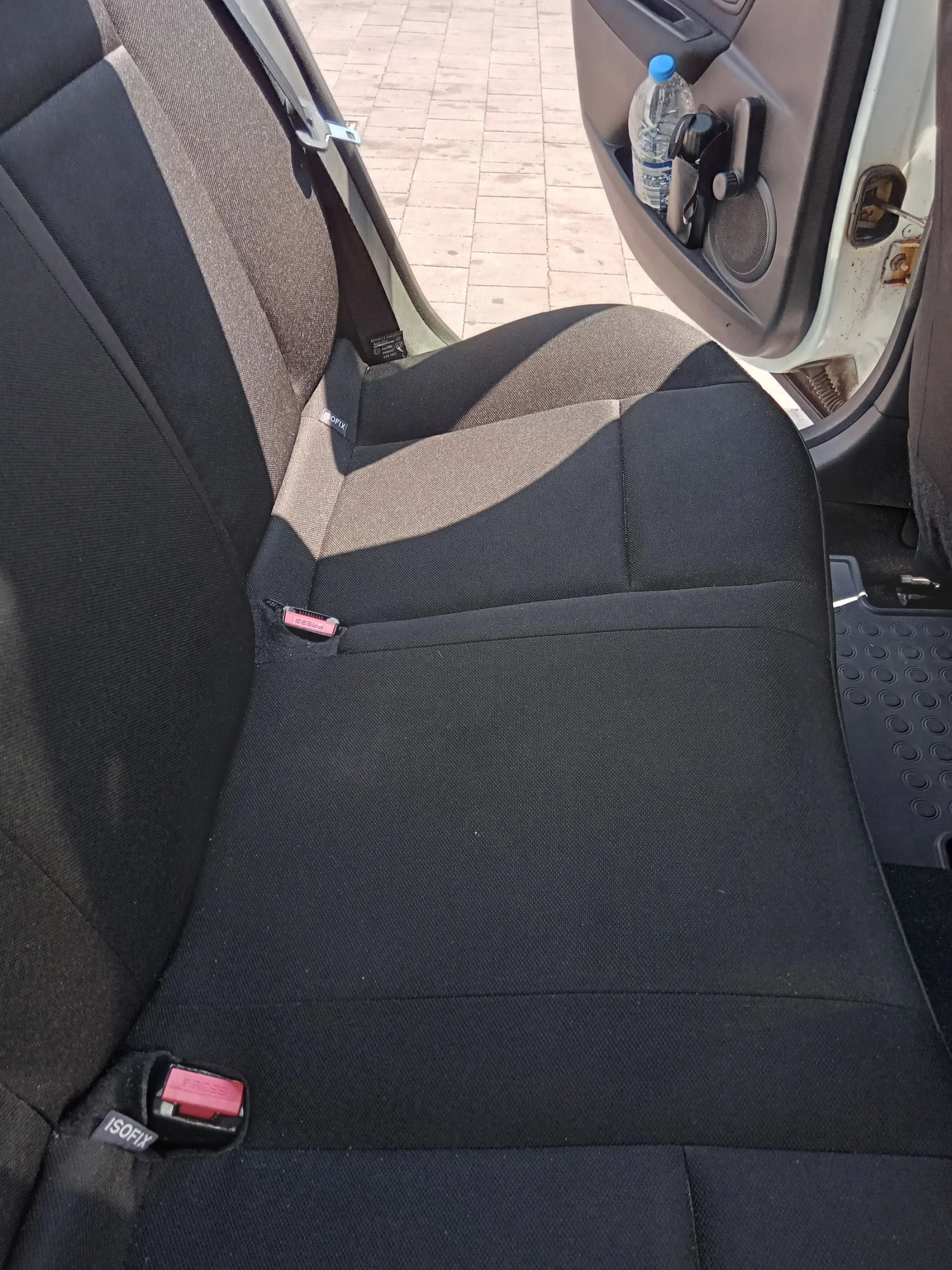 Renault Megane 1.5 dCI, снимка 13 - Автомобили и джипове - 55600557