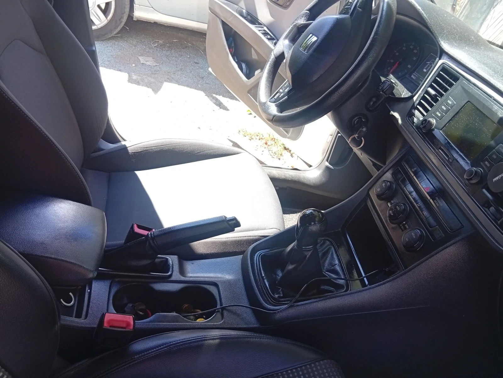 Seat Leon, снимка 2 - Автомобили и джипове - 55971679