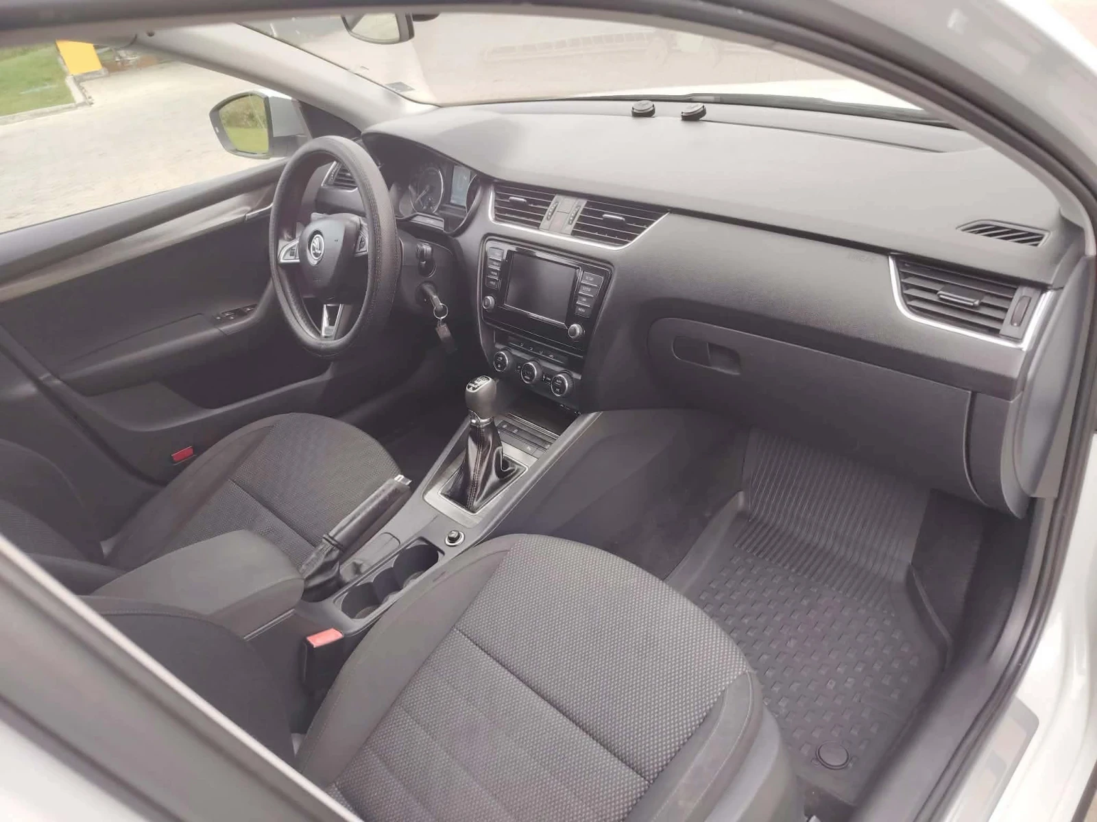 Skoda Octavia Scout - 4x4 1.6, 115к.с. , снимка 6 - Автомобили и джипове - 56227733