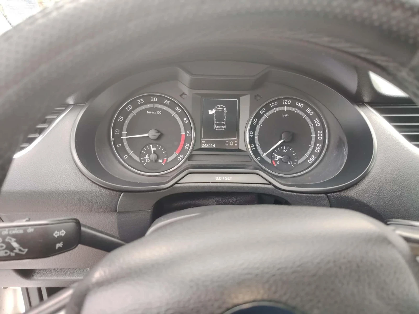 Skoda Octavia Scout - 4x4 1.6, 115к.с. , снимка 7 - Автомобили и джипове - 56227733