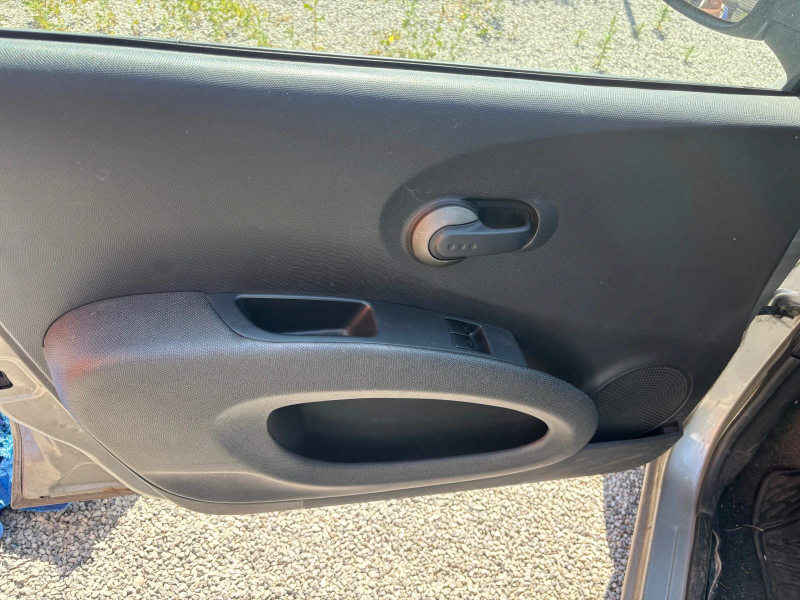 Nissan Micra 1.2i, снимка 8 - Автомобили и джипове - 56318823
