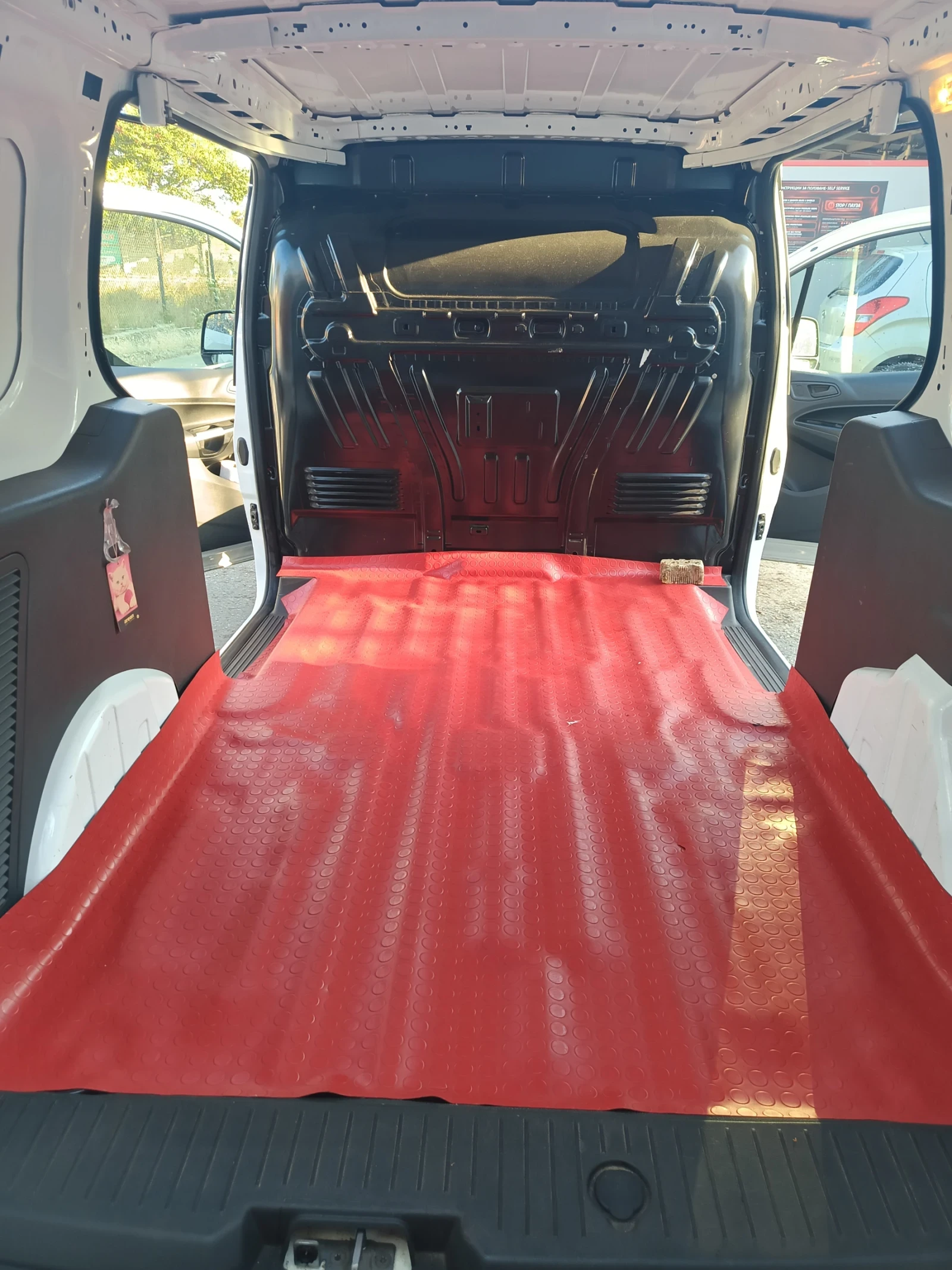 Ford Connect, снимка 8 - Автомобили и джипове - 56446460