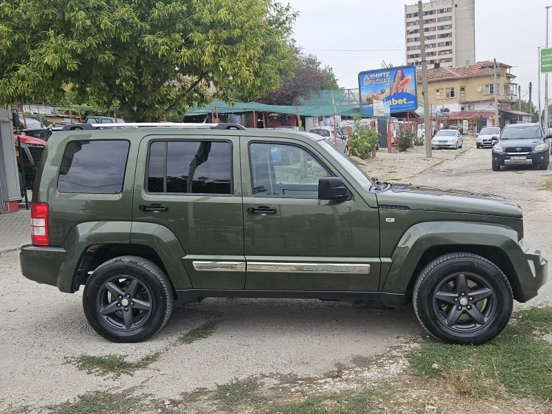 Jeep Cherokee 2.8crdi, снимка 4 - Автомобили и джипове - 47083144