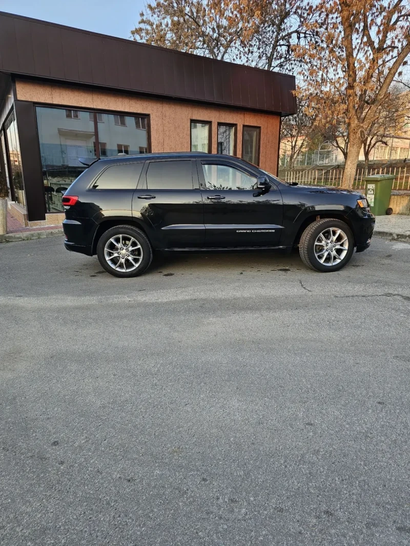 Jeep Grand cherokee 5.7 WK2 , снимка 3 - Автомобили и джипове - 48512973