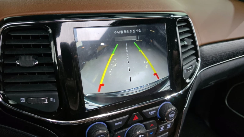 Jeep Grand cherokee 3.6 SUMMIT WK2 autogeorge.com, снимка 15 - Автомобили и джипове - 52799891