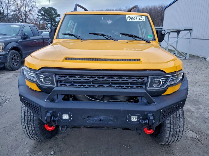 Toyota Fj cruiser ПЕРФЕКТНА* РЕАЛНИ КМ !, снимка 4 - Автомобили и джипове - 52851141