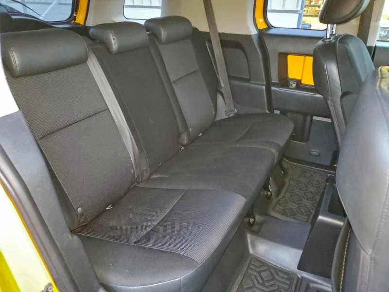 Toyota Fj cruiser ПЕРФЕКТНА* РЕАЛНИ КМ !, снимка 10 - Автомобили и джипове - 52851141