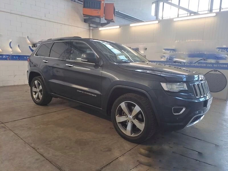 Jeep Grand cherokee * 3.0CRD* Facelift* Overland* СЕРВИЗНА ИСТОРИЯ*  - изображение 2