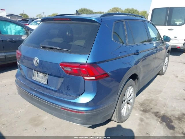 VW Tiguan 2.0T S - изображение 6