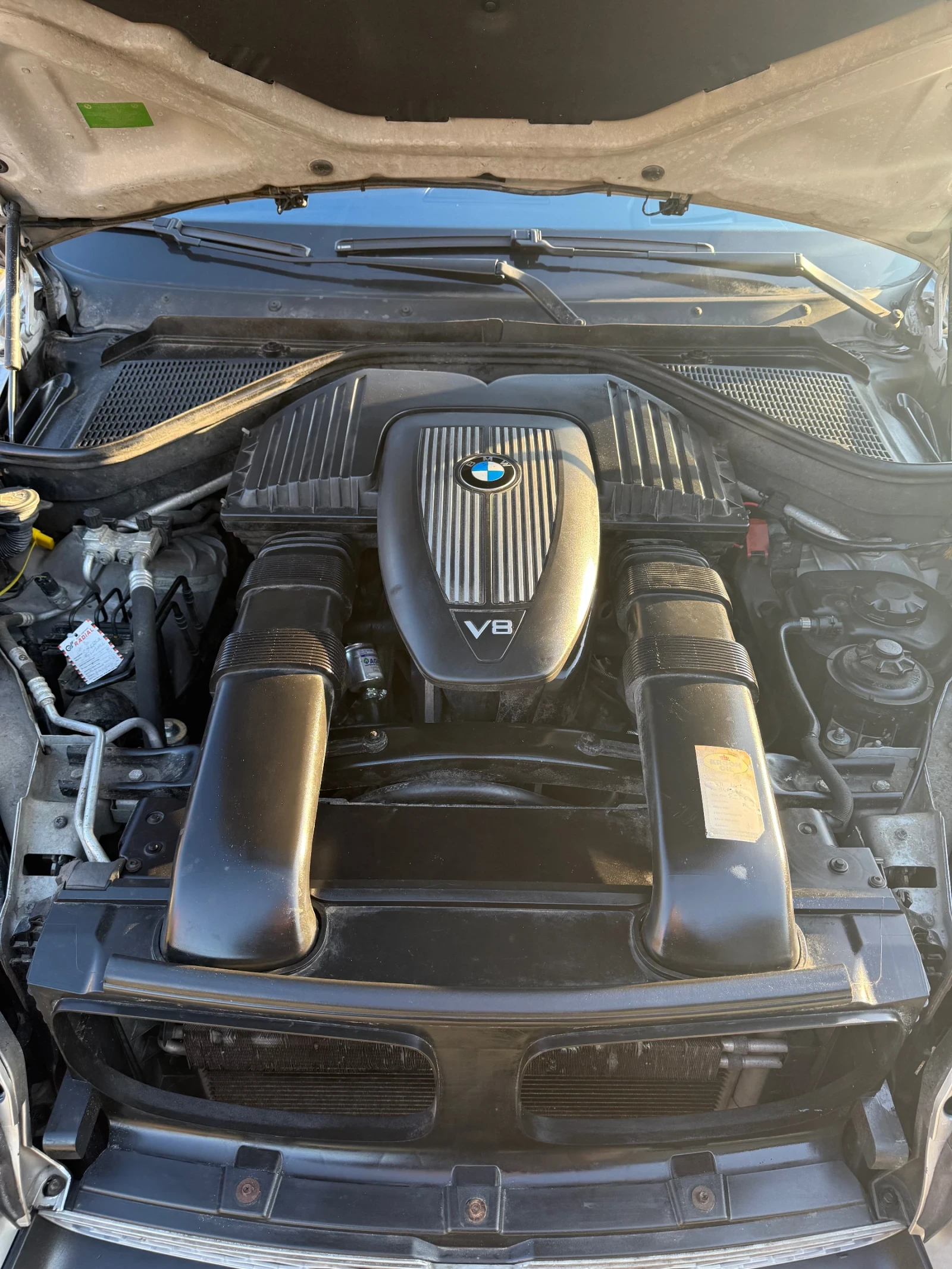 BMW X5 4.8i - изображение 5