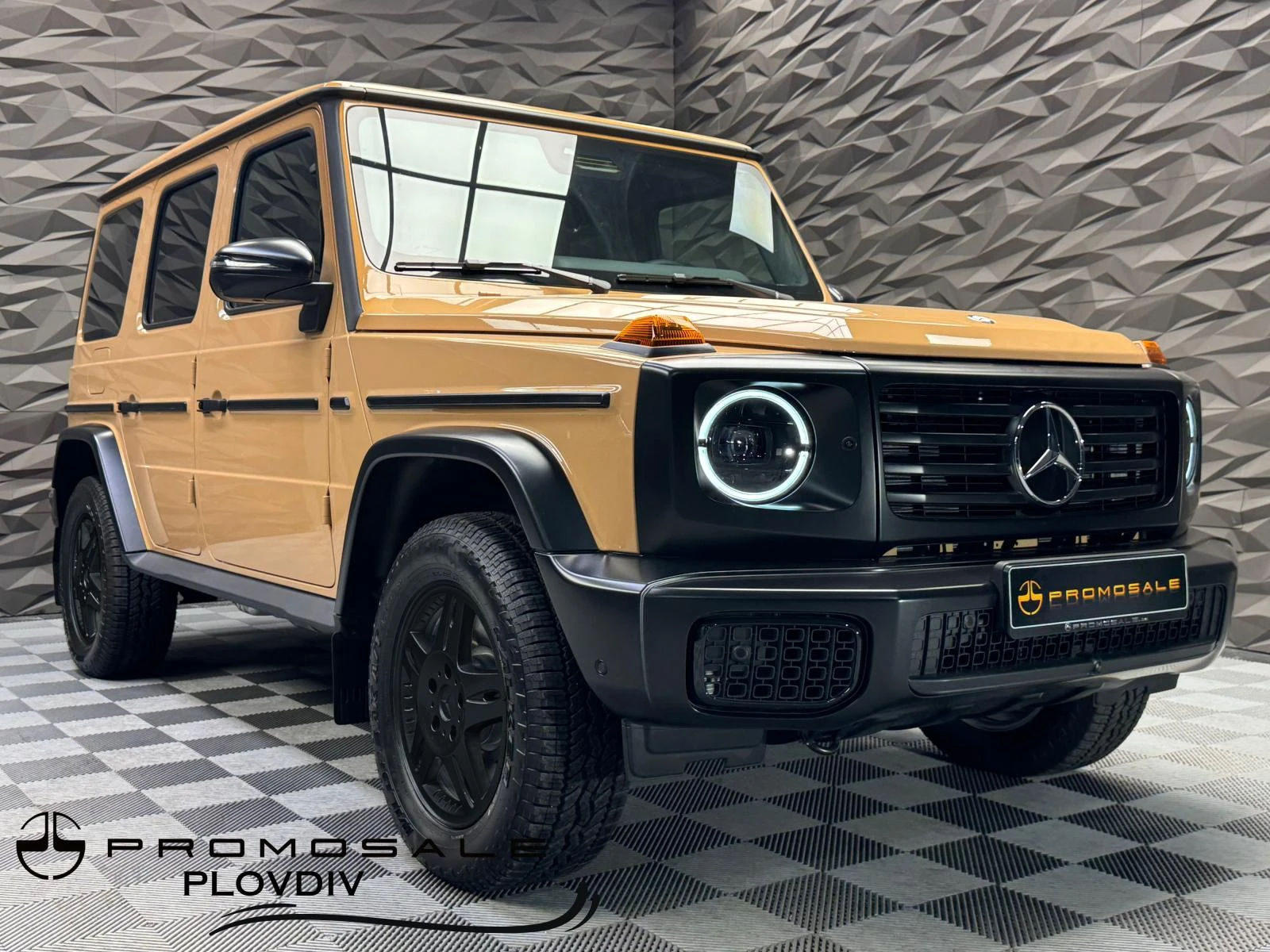 Mercedes-Benz G 450 Stronger Than 1980s* Manufaktur* Burm* Pano | Mobile.bg   1