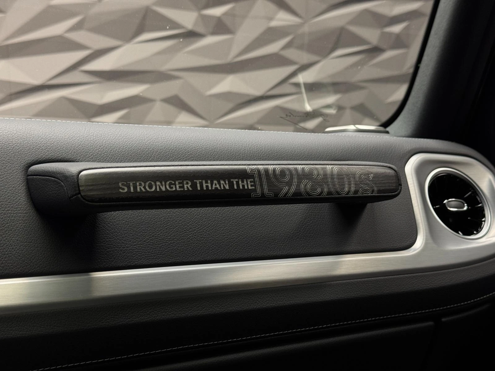 Mercedes-Benz G 450 Stronger Than 1980s* Manufaktur* Burm* Pano | Mobile.bg   15