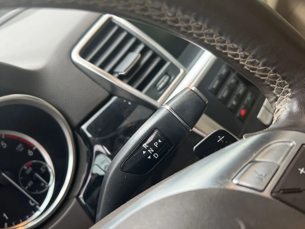 Mercedes-Benz ML * 350 BlueTEC * CARFAX * БЕЗ ПЪРВОНАЧАЛНА ВНОСКА - изображение 9