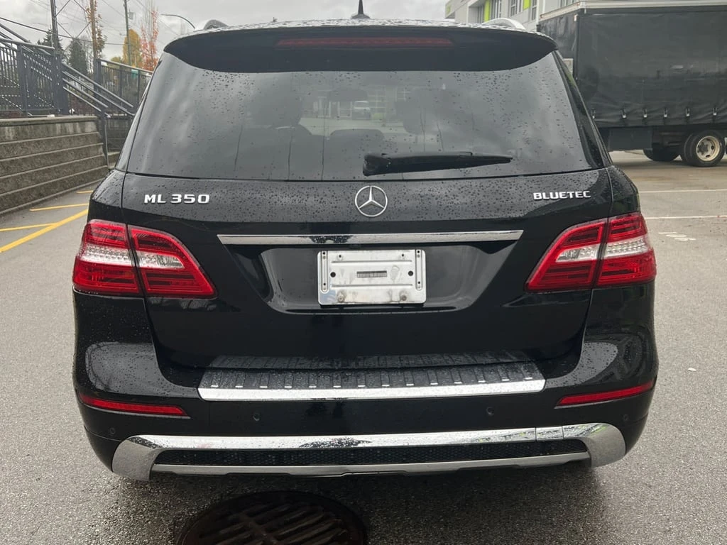 Mercedes-Benz ML * 350 BlueTEC * CARFAX * БЕЗ ПЪРВОНАЧАЛНА ВНОСКА - изображение 4