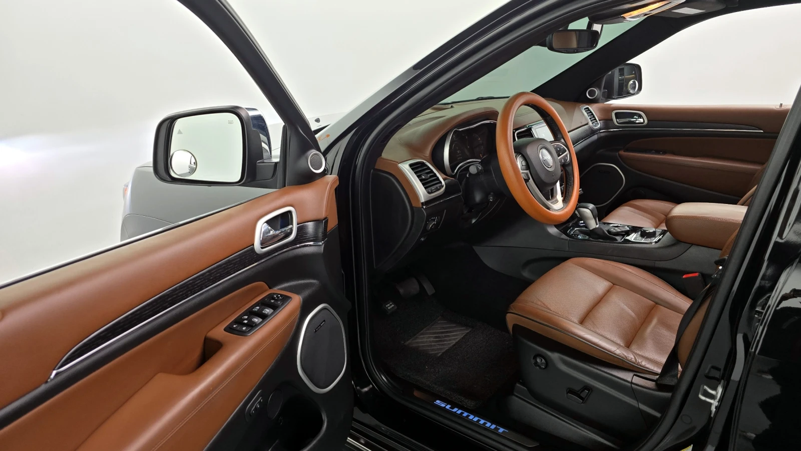 Jeep Grand cherokee 3.6 SUMMIT WK2 autogeorge.com - изображение 10