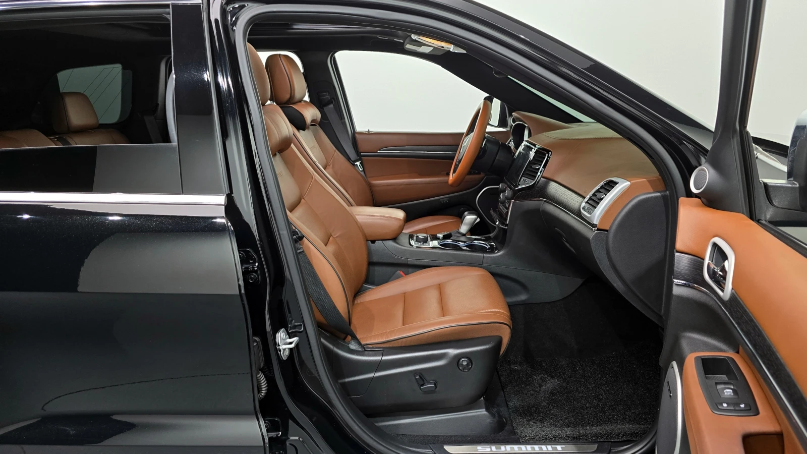 Jeep Grand cherokee 3.6 SUMMIT WK2 autogeorge.com | Mobile.bg � ����������� 11