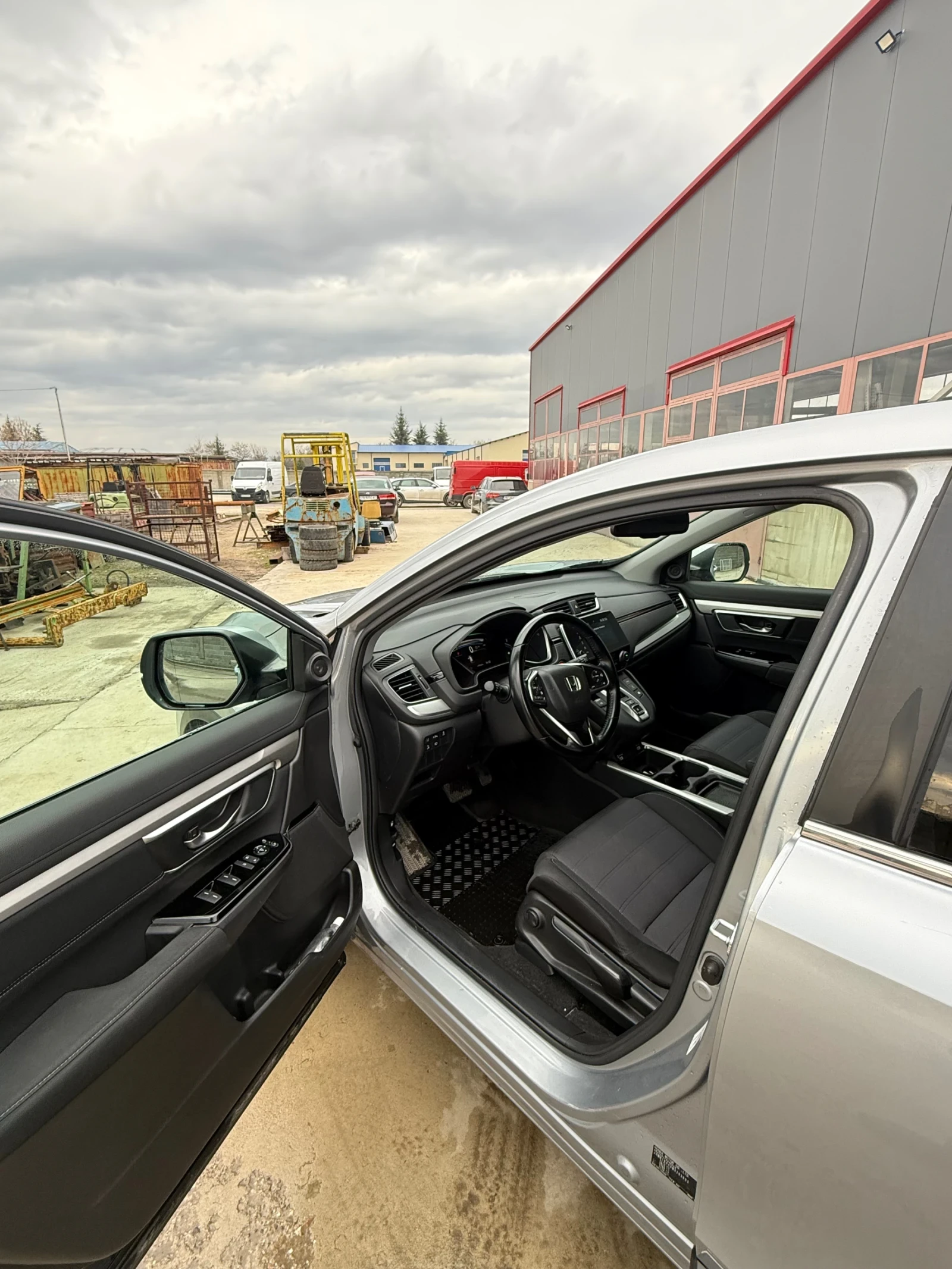 Honda Cr-v 2.0 HEV 184HP - изображение 9