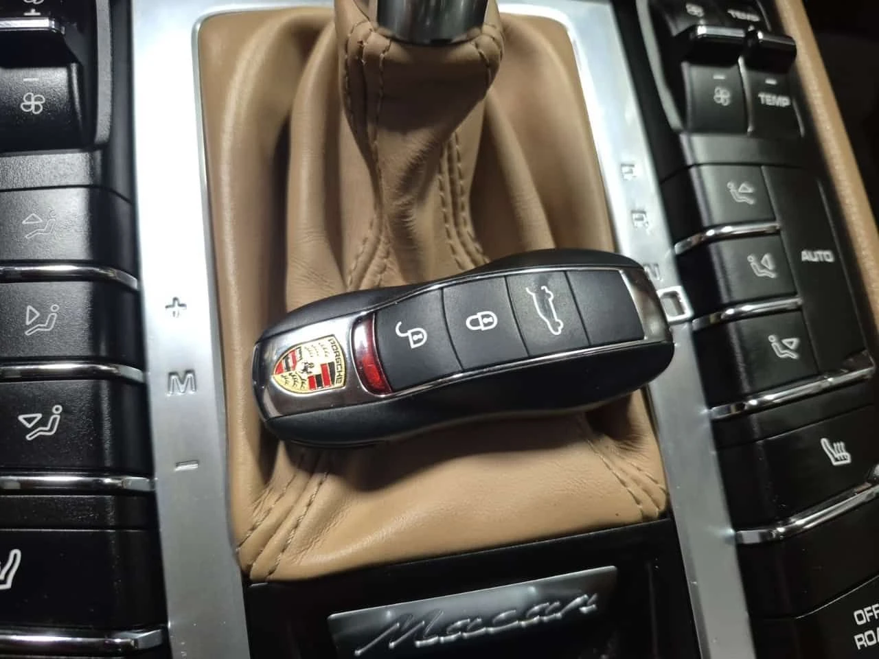 Porsche Macan * S * CARFAX * ���� �� �� | Mobile.bg � ����������� 11