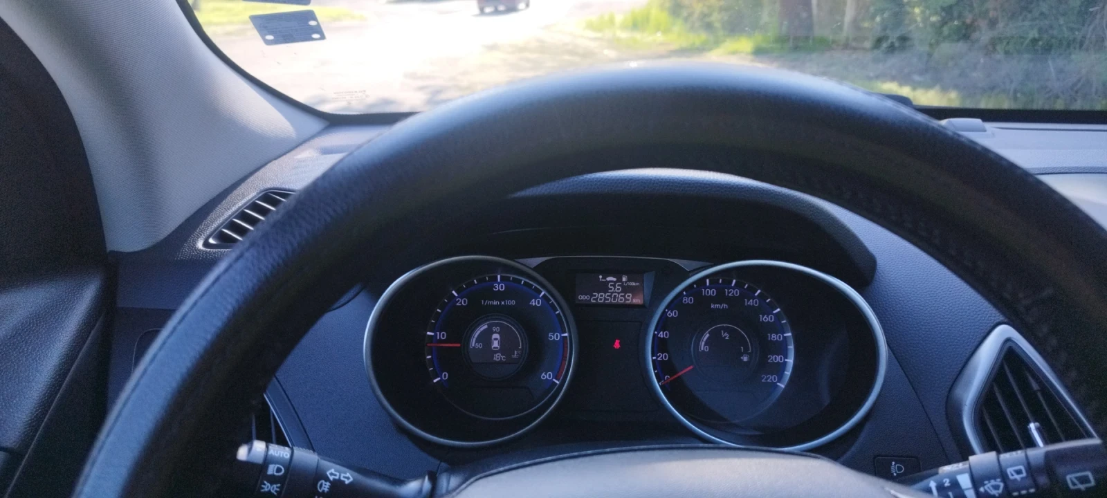 Hyundai IX35, снимка 17 - Автомобили и джипове - 54334533