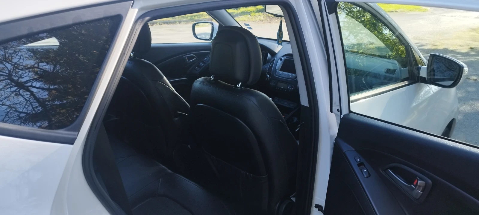 Hyundai IX35, снимка 11 - Автомобили и джипове - 54334533