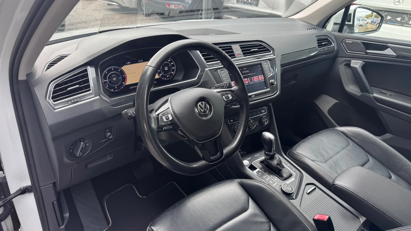 VW Tiguan 2.0TDI 190�� 4MOTION* Dynaudio* Memory* Head up* 1 | Mobile.bg � ����������� 11