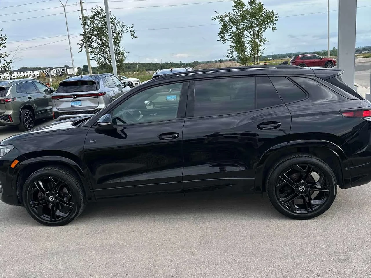 VW Tiguan Comfortline R Line Black Edition * CARFAX *  | Mobile.bg � ����������� 2