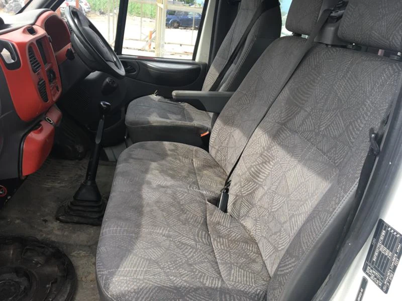 Ford Transit Ford Transit 2.4TDDI , снимка 12 - Бусове и автобуси - 29152043