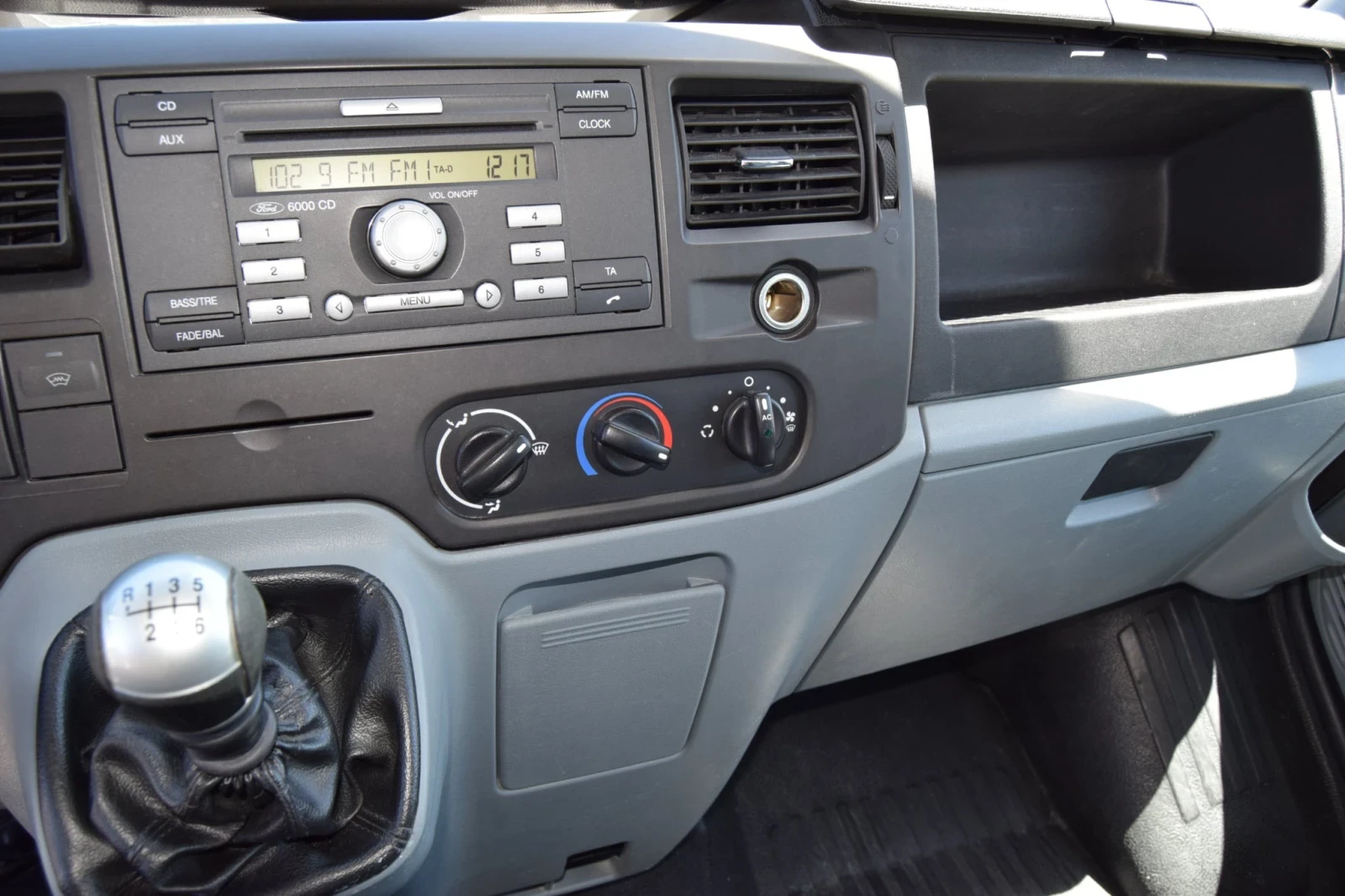 Ford Transit TREND - изображение 8