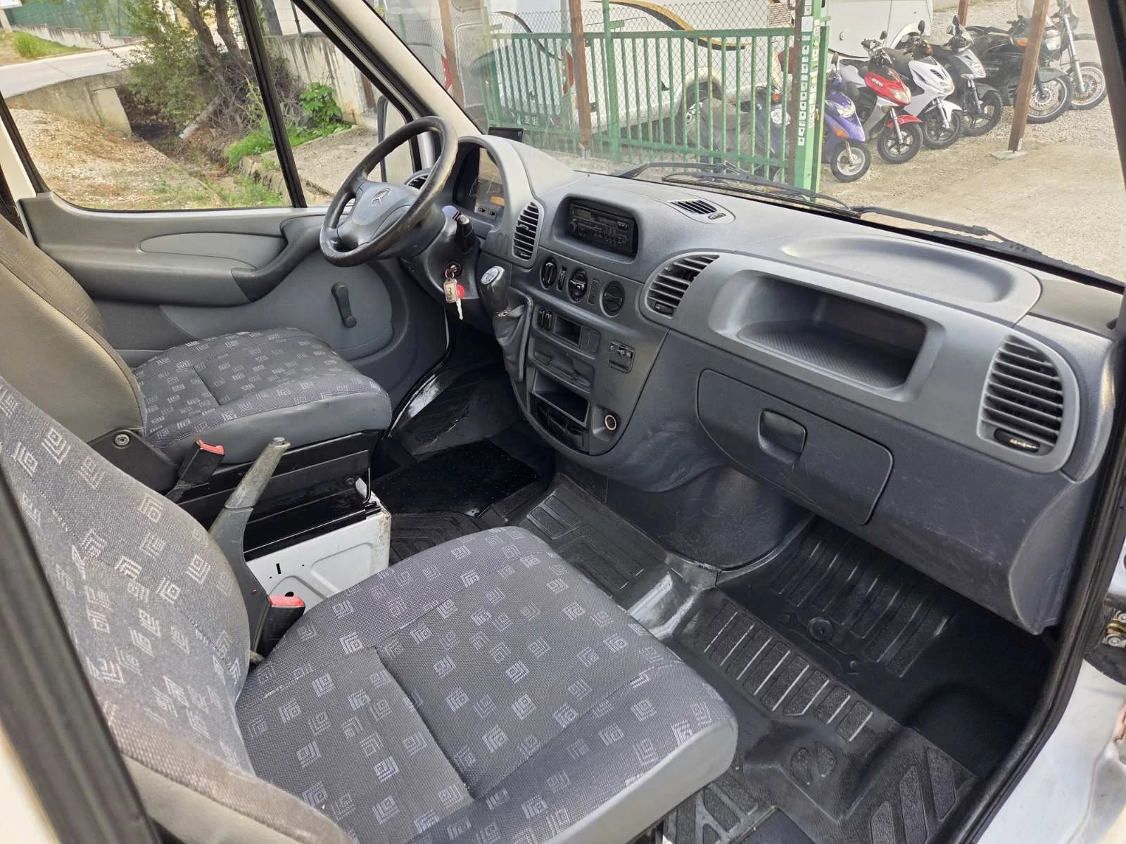 Mercedes-Benz Sprinter 311 ������� ������� ����, ����, ������, ��� -��������� | Mobile.bg � ����������� 17